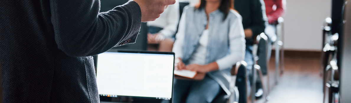 Benchmark de l'écosystème entrepreneurial des alumni ESSCA